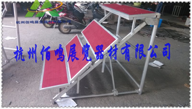 學(xué)校合唱舞臺桁架搭建